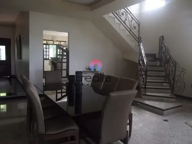 Casa com 539m² 6 quartos e 2 banheiros, à venda, no bairro Garças em Belo Horizonte