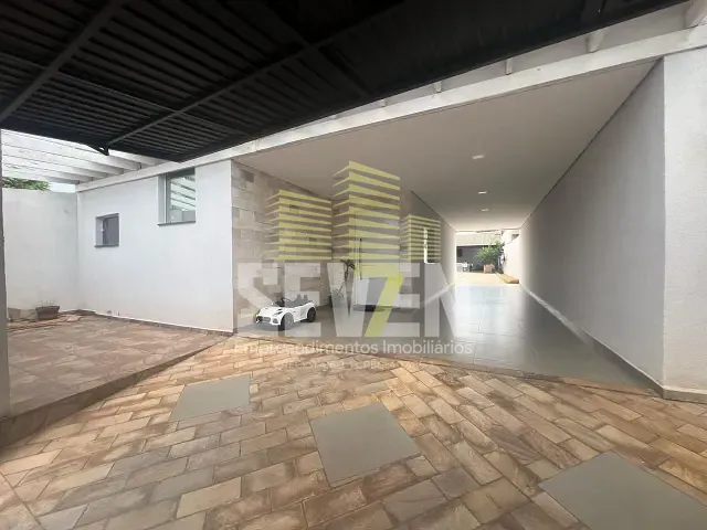 Casa com 396m² 3 quartos e 3 banheiros, à venda, no bairro Parque São Geraldo em Bauru