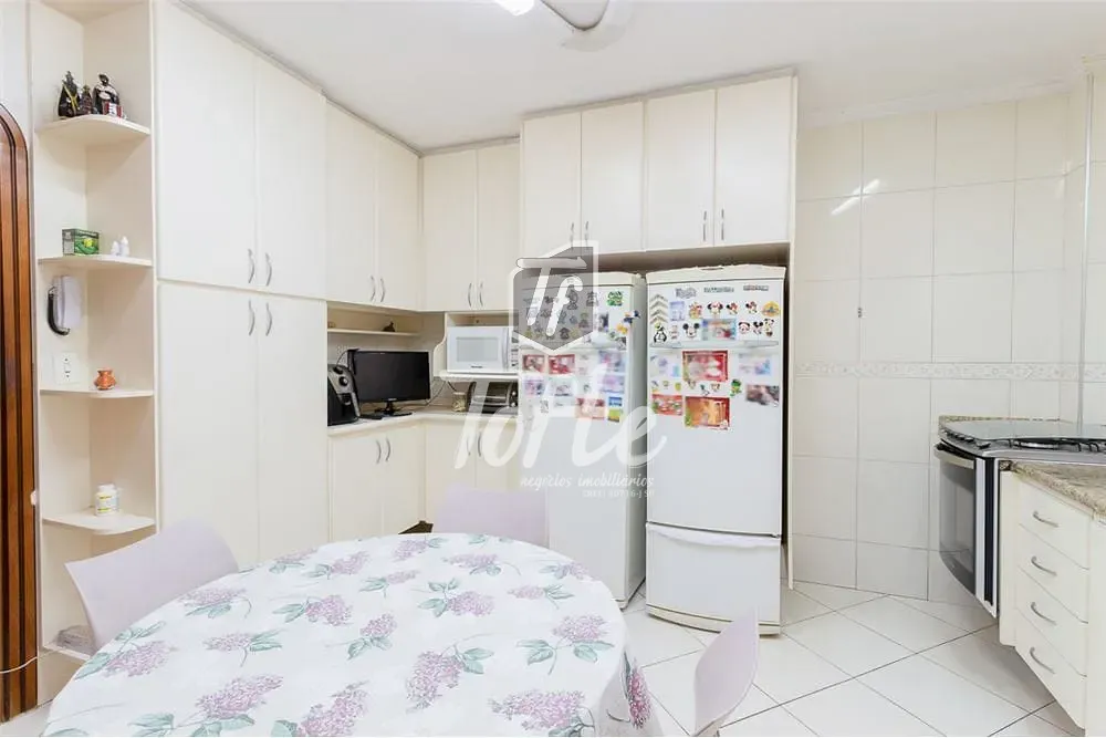 Casa, 3 quartos, 200 m² - Foto 2