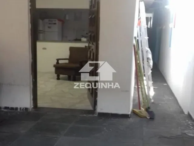 Casa com 125m² 3 quartos e 1 banheiro, à venda, no bairro Vila Dirce em Carapicuiba