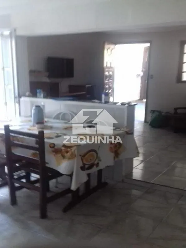 Casa, 3 quartos, 250 m² - Foto 12