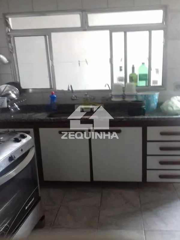 Casa, 3 quartos, 250 m² - Foto 11