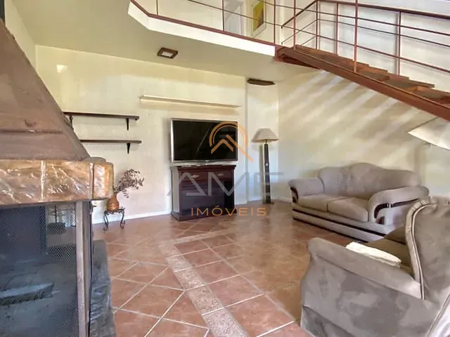 Casa 3 quartos e 3 banheiros, à venda, no bairro Cassino em Rio Grande