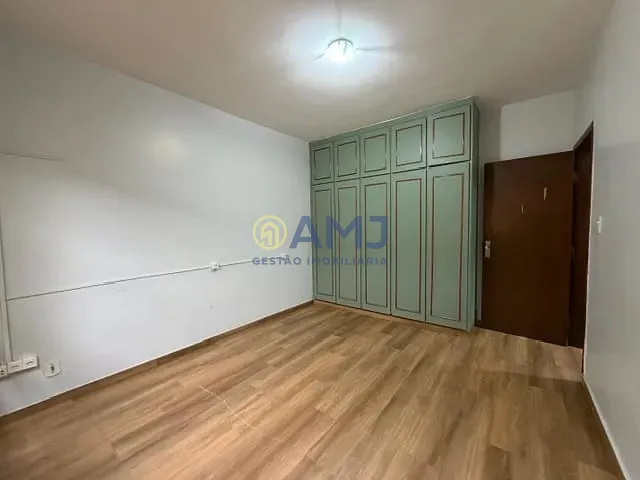 Casa, 4 quartos, 220 m² - Foto 17