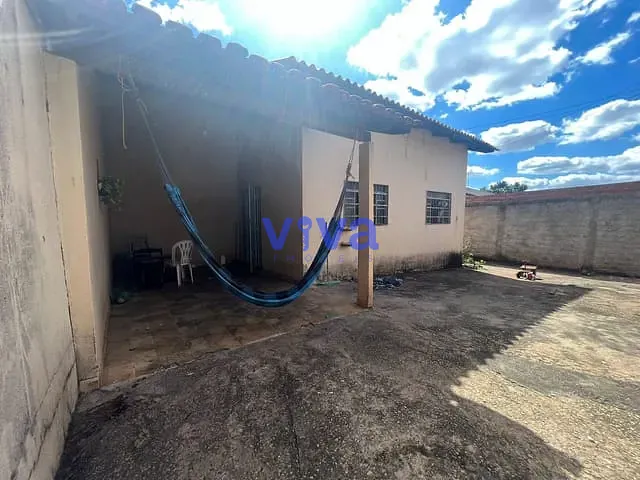 Casa com 360m² 3 quartos e 2 banheiros, à venda, no bairro Cidade Vera Cruz em Aparecida de Goiânia