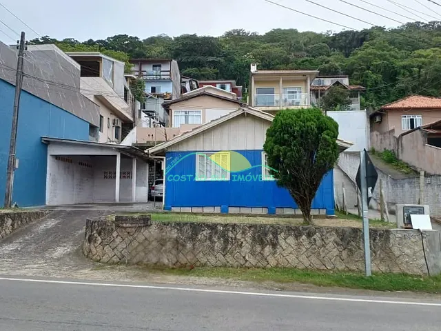 Casa com 328m² 3 quartos e 1 banheiro, à venda, no bairro Armação do Pântano do Sul em Florianópolis
