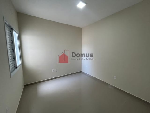 Casa com 176m², à venda, no bairro Res. Santa Clara em Pindamonhangaba