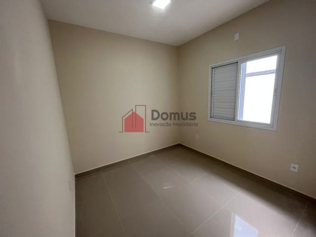 Casa com 176m², à venda, no bairro Res. Santa Clara em Pindamonhangaba