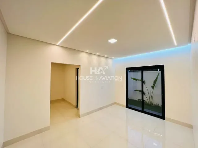 Casa com 360m² 4 quartos e 2 banheiros, à venda, no bairro Residencial Jardim Canedo II em Senador Canedo
