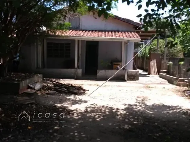 Casa com 375m² 2 quartos e 1 banheiro, à venda, no bairro Parque São Luís em Taubaté