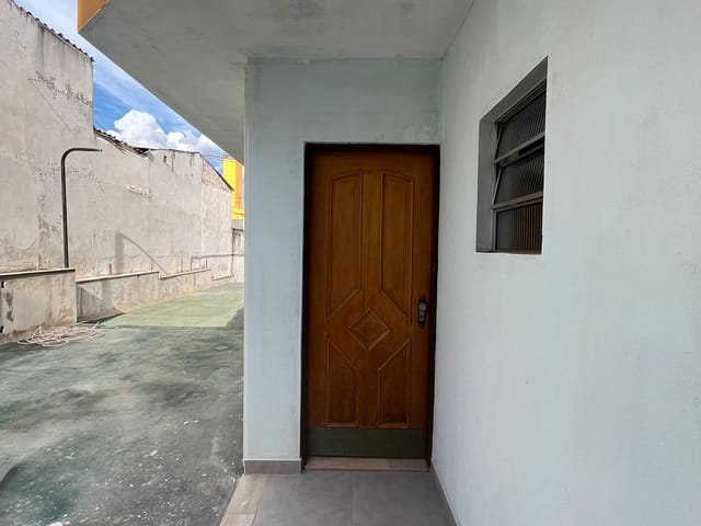 Casa com 70m² 1 quarto e 1 banheiro, para alugar, no bairro Jardim Campina Grande em Campinas