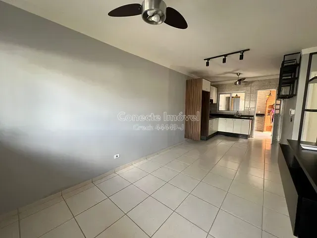 Casa com 146m² 3 quartos e 2 banheiros, à venda, no bairro Condomínio Vila das Tulipas em Holambra
