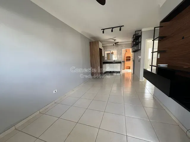 Casa com 146m² 3 quartos e 2 banheiros, à venda, no bairro Condomínio Vila das Tulipas em Holambra