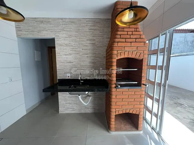 Casa com 146m² 3 quartos e 2 banheiros, à venda, no bairro Condomínio Vila das Tulipas em Holambra