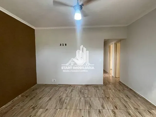 Casa com 225m² 3 quartos e 2 banheiros, à venda, no bairro Núcleo Habitacional Bruno Gisbert Cury em Pederneiras