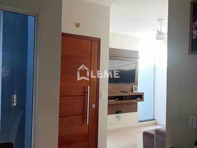 Casa com 200m² 2 quartos e 2 banheiros, à venda, no bairro Jardim Botânico em Mococa