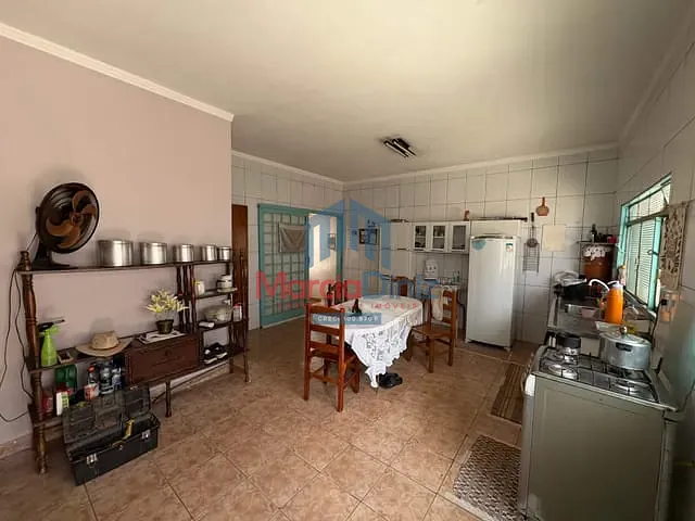 Casa com 200m² 3 quartos e 1 banheiro, à venda, no bairro Cohab em Ituverava