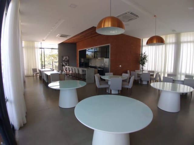Casa com 300m² 3 quartos e 1 banheiro, à venda, no bairro Vila Salomé em Cambé