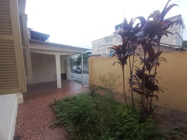 Casa 2 quartos e 1 banheiro, à venda, no bairro Cerâmica em São Caetano do Sul