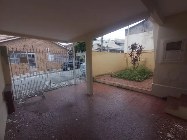 Casa 2 quartos e 1 banheiro, à venda, no bairro Cerâmica em São Caetano do Sul