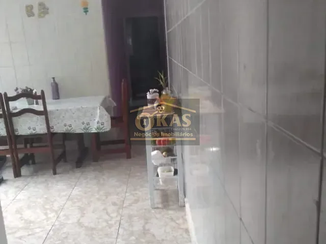 Casa com 175m² 2 quartos e 2 banheiros, à venda, no bairro Vila Figueira em Suzano