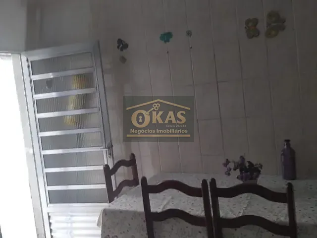 Casa com 175m² 2 quartos e 2 banheiros, à venda, no bairro Vila Figueira em Suzano