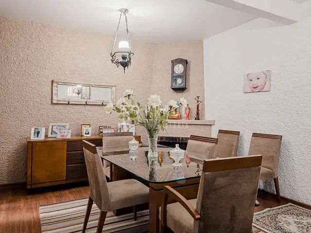 Casa com 432m² 3 quartos e 1 banheiro, à venda, no bairro Areal em Pelotas