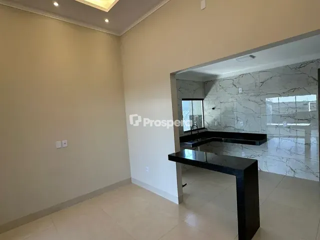 Casa com 187m² 3 quartos e 2 banheiros, à venda, no bairro Independência - 2º Complemento em Aparecida de Goiânia