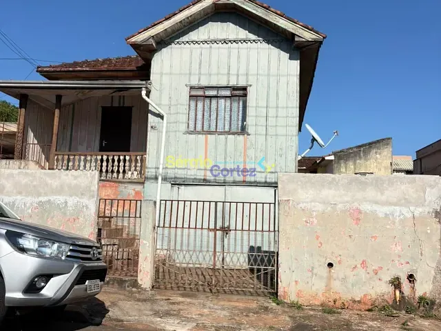 Casa 3 quartos e 1 banheiro, à venda, no bairro Aparecida em Londrina
