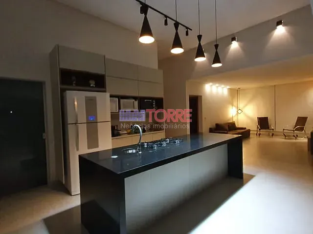 Casa com 462m² 2 quartos e 3 banheiros, à venda, no bairro Nossa Senhora da Vitória em Ilhéus