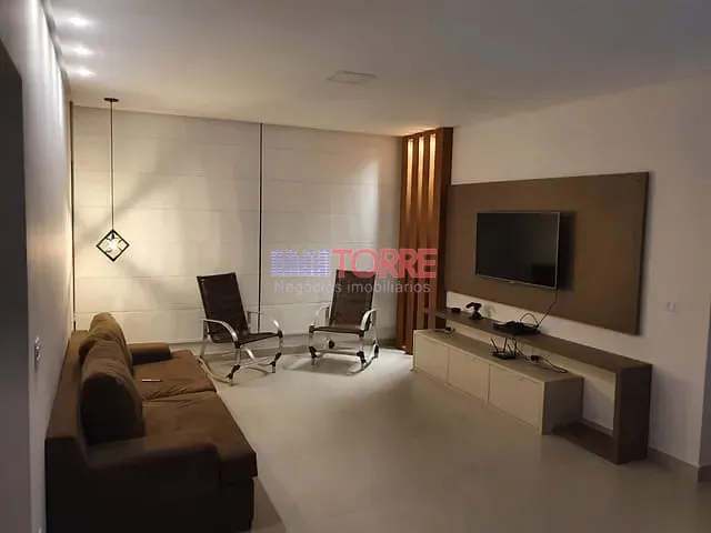 Casa com 462m² 2 quartos e 3 banheiros, à venda, no bairro Nossa Senhora da Vitória em Ilhéus
