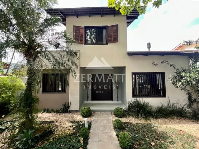 Casa com 467m² 3 quartos e 5 banheiros, à venda, no bairro Vorstadt em Blumenau