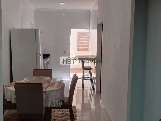Casa 1 quarto e 2 banheiros, à venda, no bairro Vila Jardim Celina em Bauru
