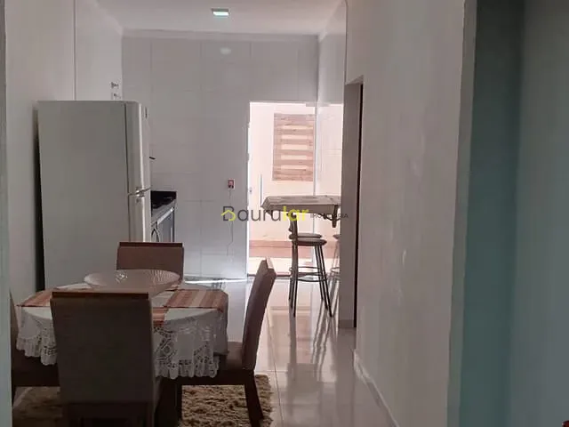Casa 1 quarto e 2 banheiros, à venda, no bairro Vila Jardim Celina em Bauru