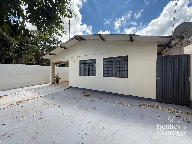 Casa com 414m² 3 quartos e 1 banheiro, à venda, no bairro Vila Marumby em Maringá