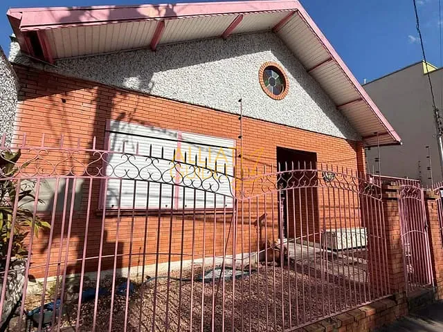 Casa 3 quartos e 1 banheiro, para alugar, no bairro Centro em Sapiranga