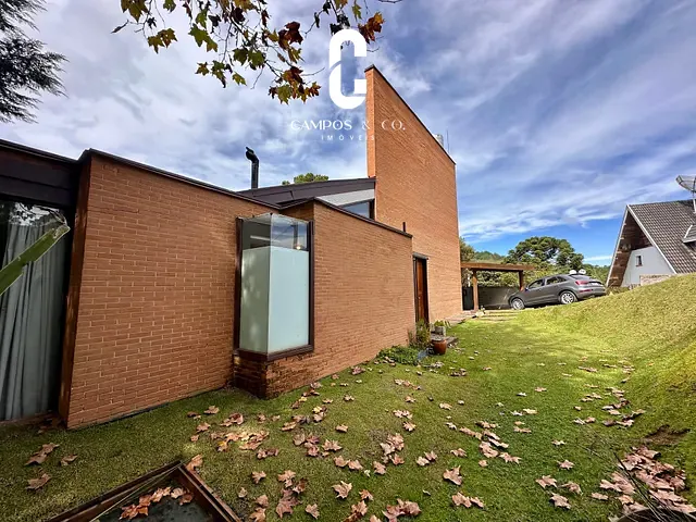 Casa com 1077m² 6 quartos e 6 banheiros, à venda, no bairro Jardim Véu da Noiva em Campos Do Jordão