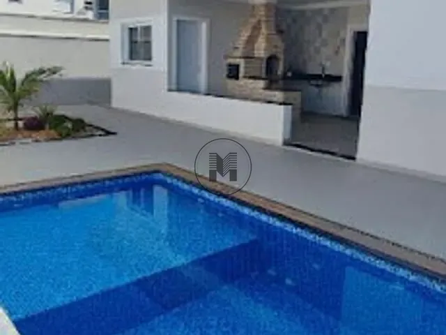 Casa com 495m² 3 quartos e 3 banheiros, à venda, no bairro Village Mantiqueira em Guaratinguetá