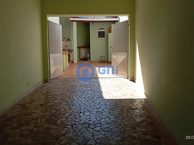 Casa 2 quartos e 2 banheiros, para alugar, no bairro Vila Carvalho em Sorocaba