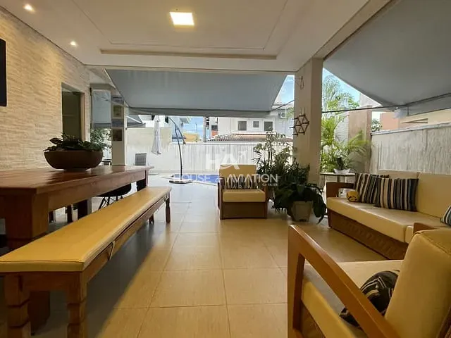 Casa com 360m² 3 quartos e 6 banheiros, à venda, no bairro Loteamento Portal do Sol II em Goiânia