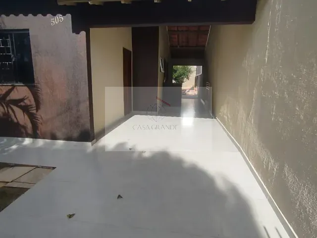 Casa 3 quartos e 1 banheiro, para alugar, no bairro JD. do Lago em Rolândia