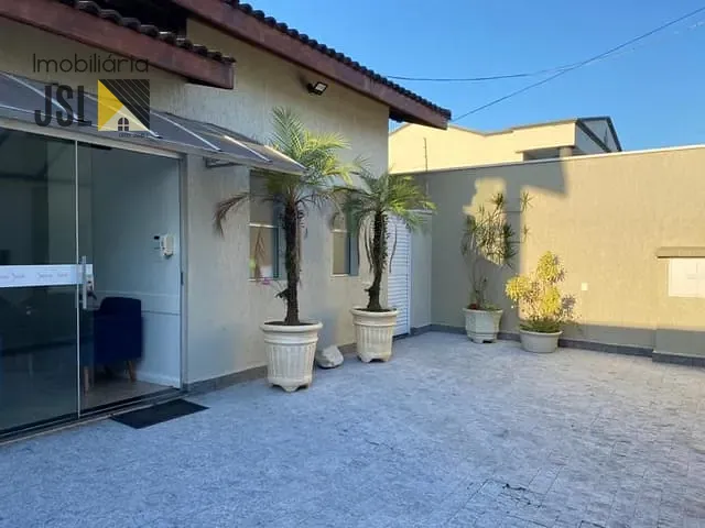 Casa com 389m² 3 quartos e 4 banheiros, à venda, no bairro Vila Resende em Caçapava