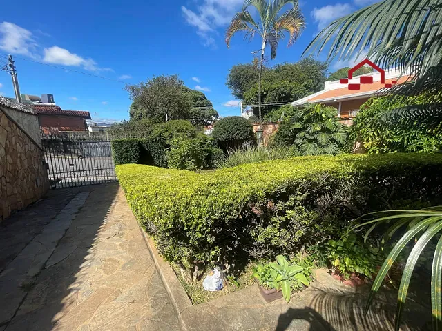Casa 4 quartos e 4 banheiros, à venda, no bairro Caiçaras em Belo Horizonte