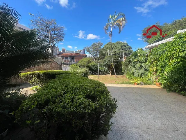 Casa 4 quartos e 4 banheiros, à venda, no bairro Caiçaras em Belo Horizonte