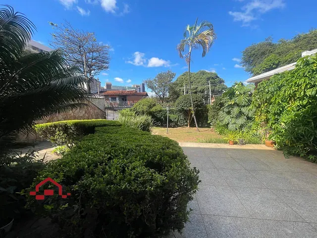 Casa 4 quartos e 4 banheiros, à venda, no bairro Caiçaras em Belo Horizonte