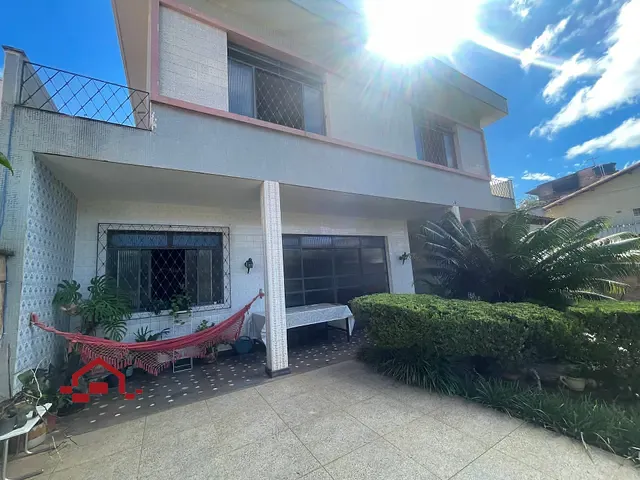 Casa 4 quartos e 4 banheiros, à venda, no bairro Caiçaras em Belo Horizonte