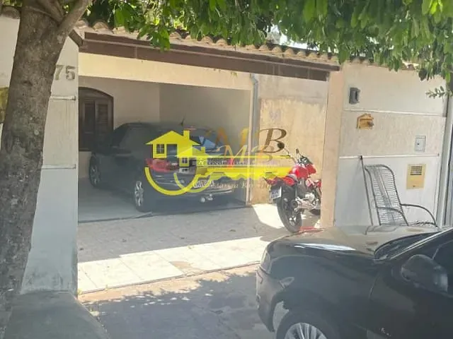 Casa com 300m² 3 quartos e 2 banheiros, à venda, no bairro Vila Aeroporto em Campinas