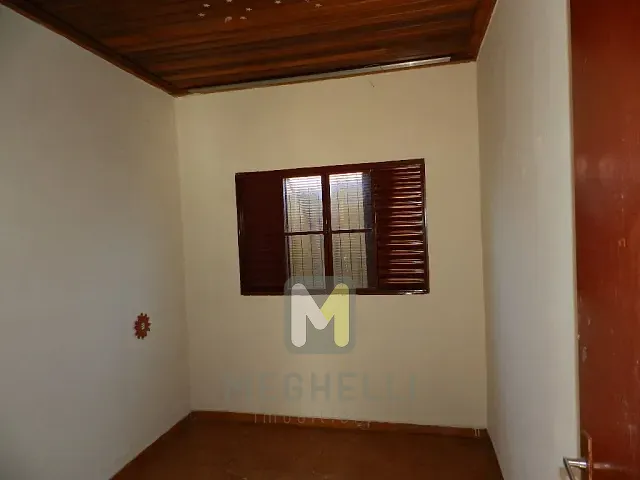 Casa com 200m² 3 quartos e 1 banheiro, para alugar, no bairro Jardim Boa Vista em Serrana