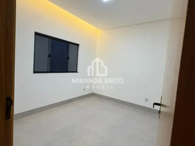 Casa 3 quartos e 2 banheiros, à venda, no bairro Vila Oliveira em Aparecida de Goiânia