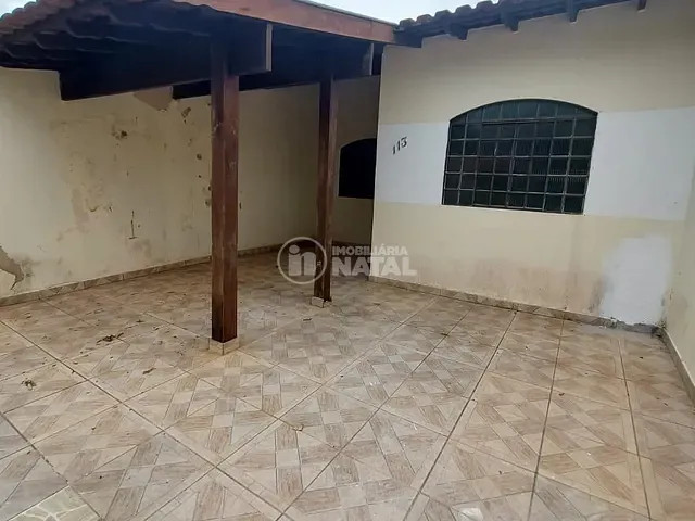 Casa com 150m² 2 quartos e 1 banheiro, à venda, no bairro Jardim Pérola em Londrina